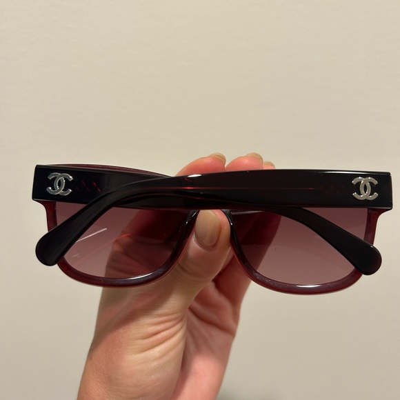 Authentic Chanel sunglasses - Picture 5 of 11